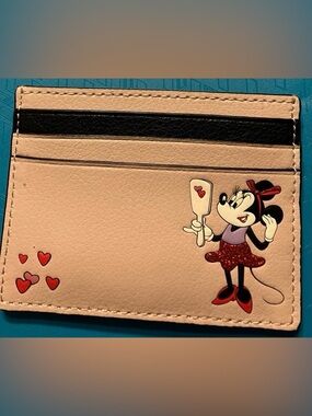 Kate Spade Minnie Cardholder with Black Trim and Heart Detail new without tags